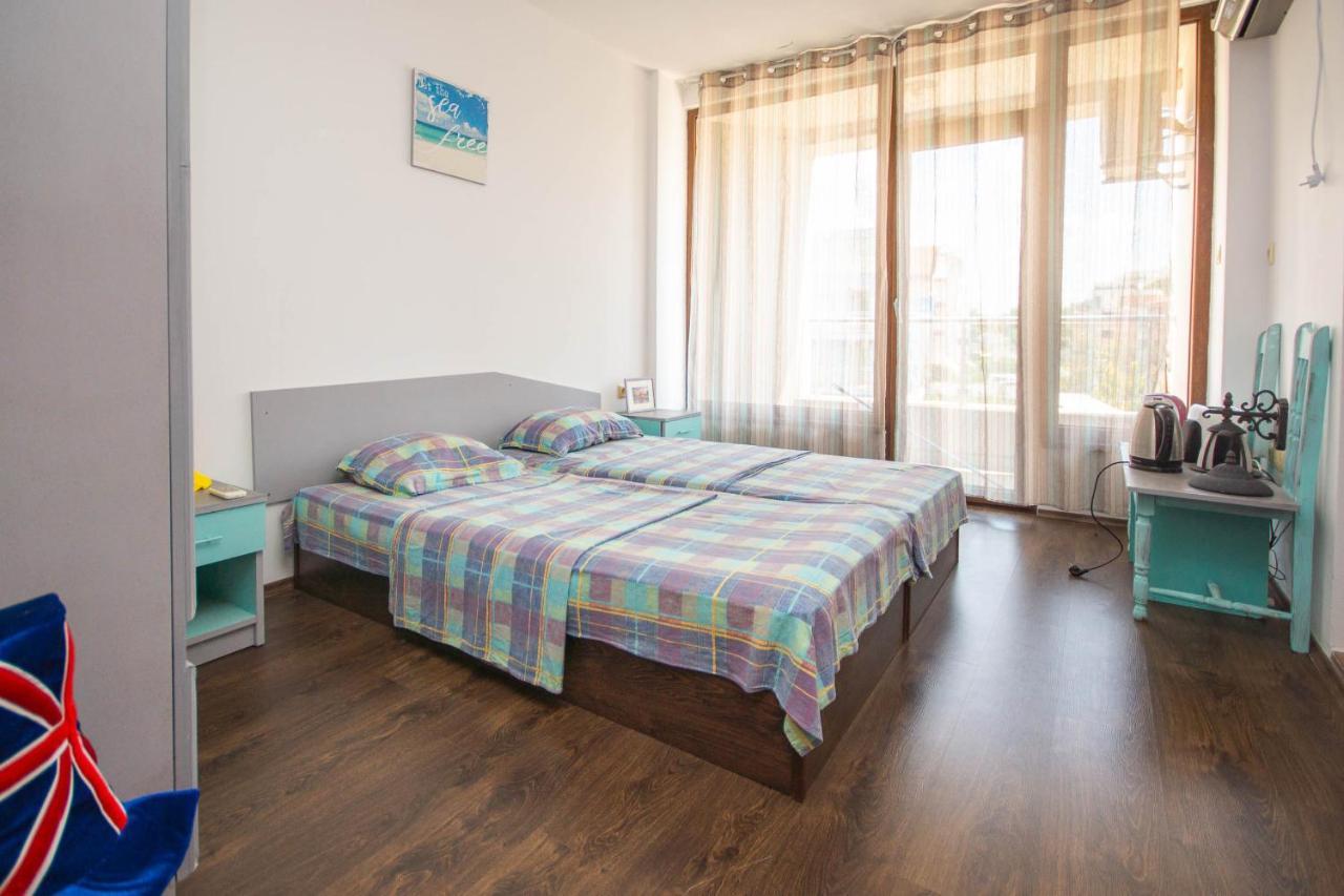 Hotel Czech Rhapsody Nesebar Exterior photo